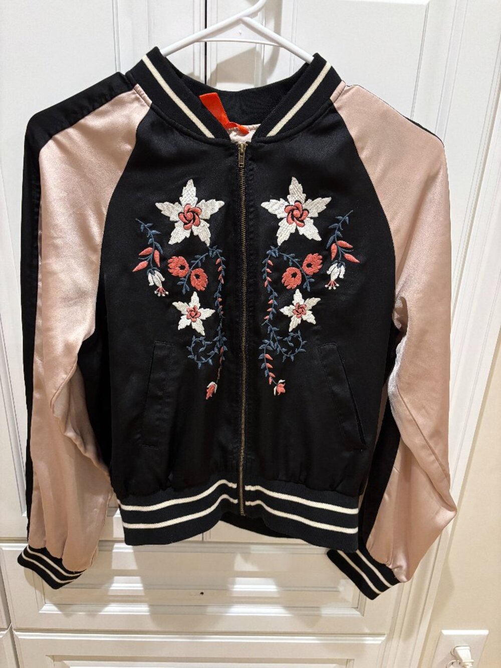 Chelsea & Violet Embroidered Satin Bomber Jacket Floral Pink Black Size Small